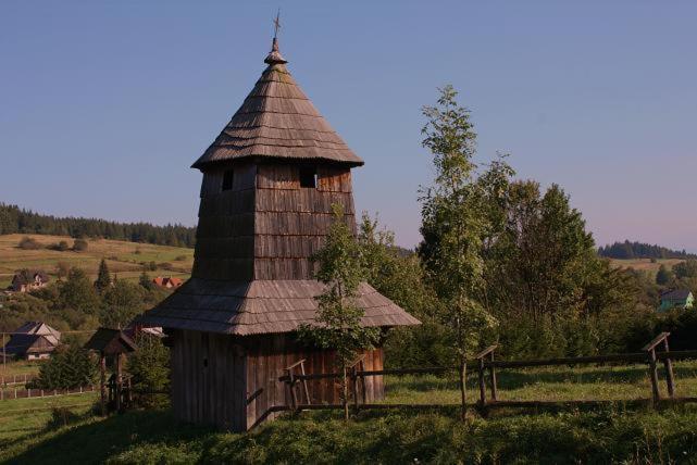 Pod Dzwonnica - Beskidy Zubrzyca Gorna