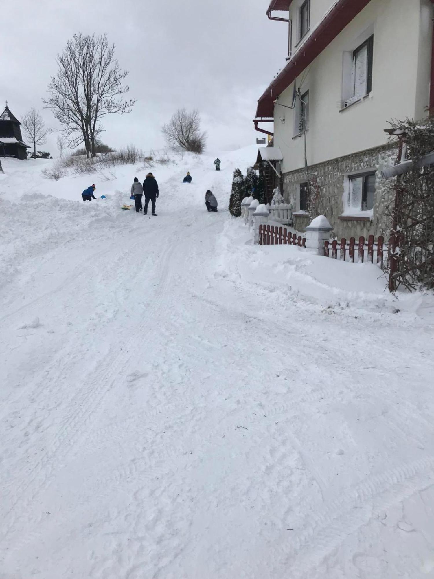 Pod Dzwonnica - Beskidy * Zubrzyca Gorna